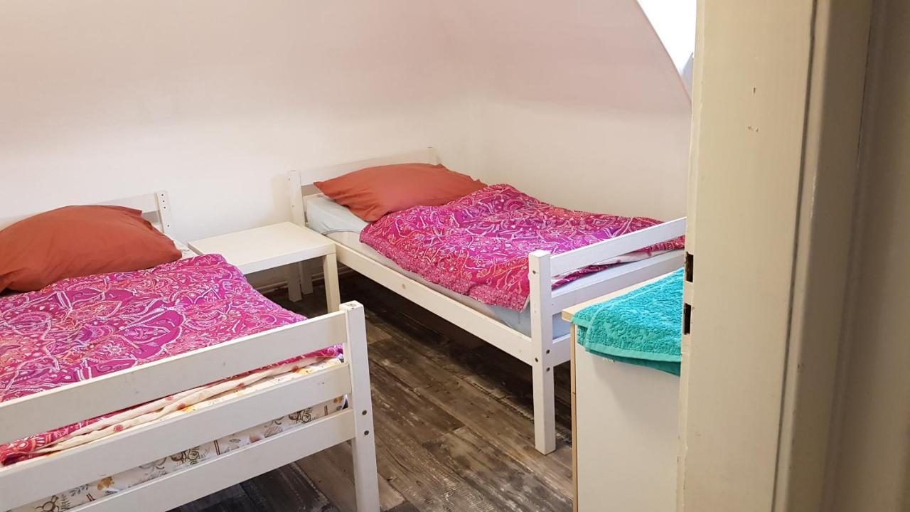 Handwerker Unterkunft Monteurzimmer Mit Gemeinschaftsbad In Brebach Saarbrücken Exteriör bild